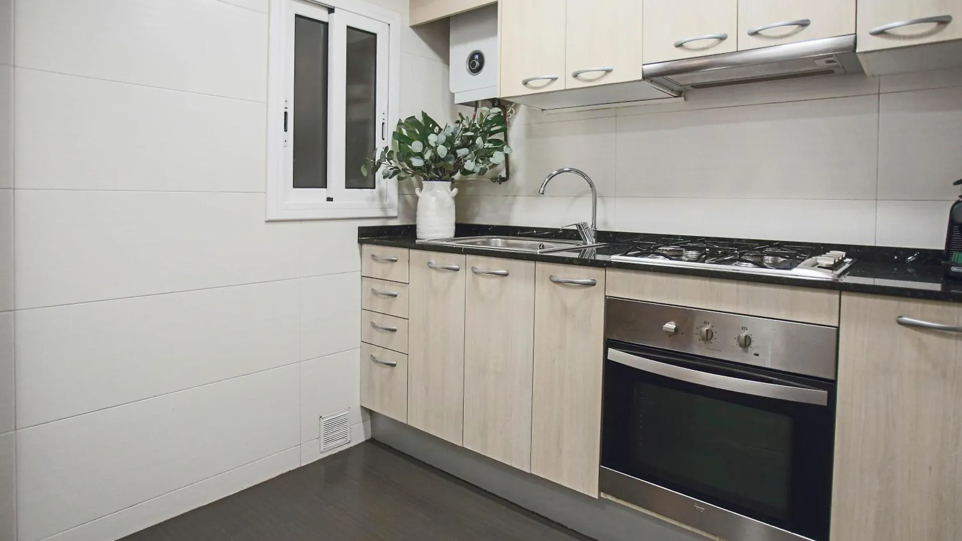 Suite Place Barcelona Diputacio 0*,