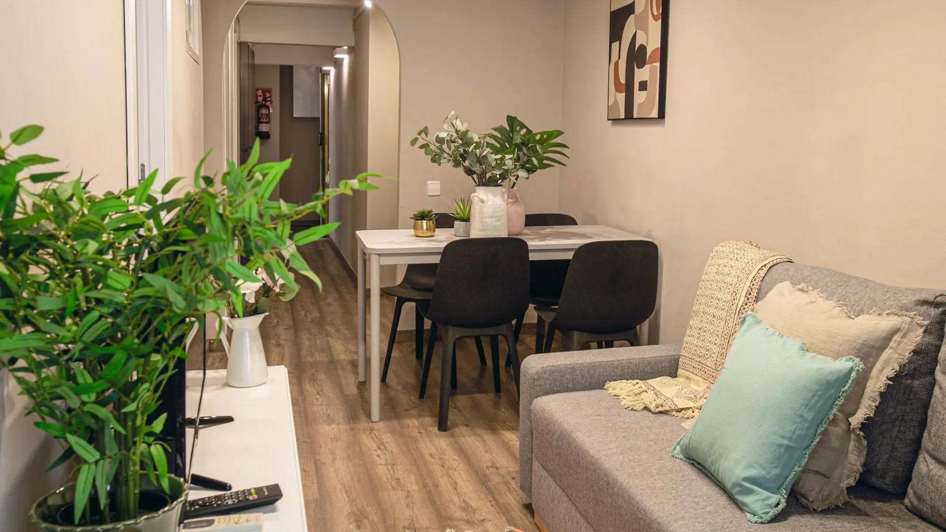 Suite Place Barcelona Diputacio 0*,  Spanien